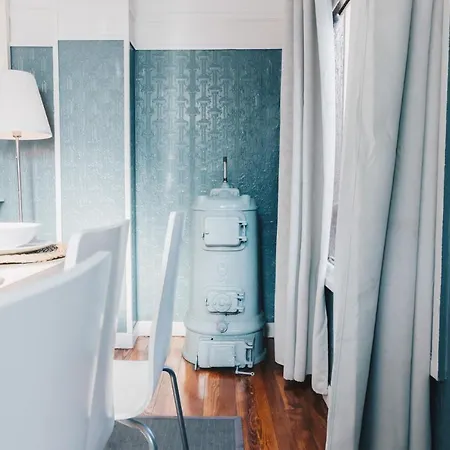 Royal Apartment *